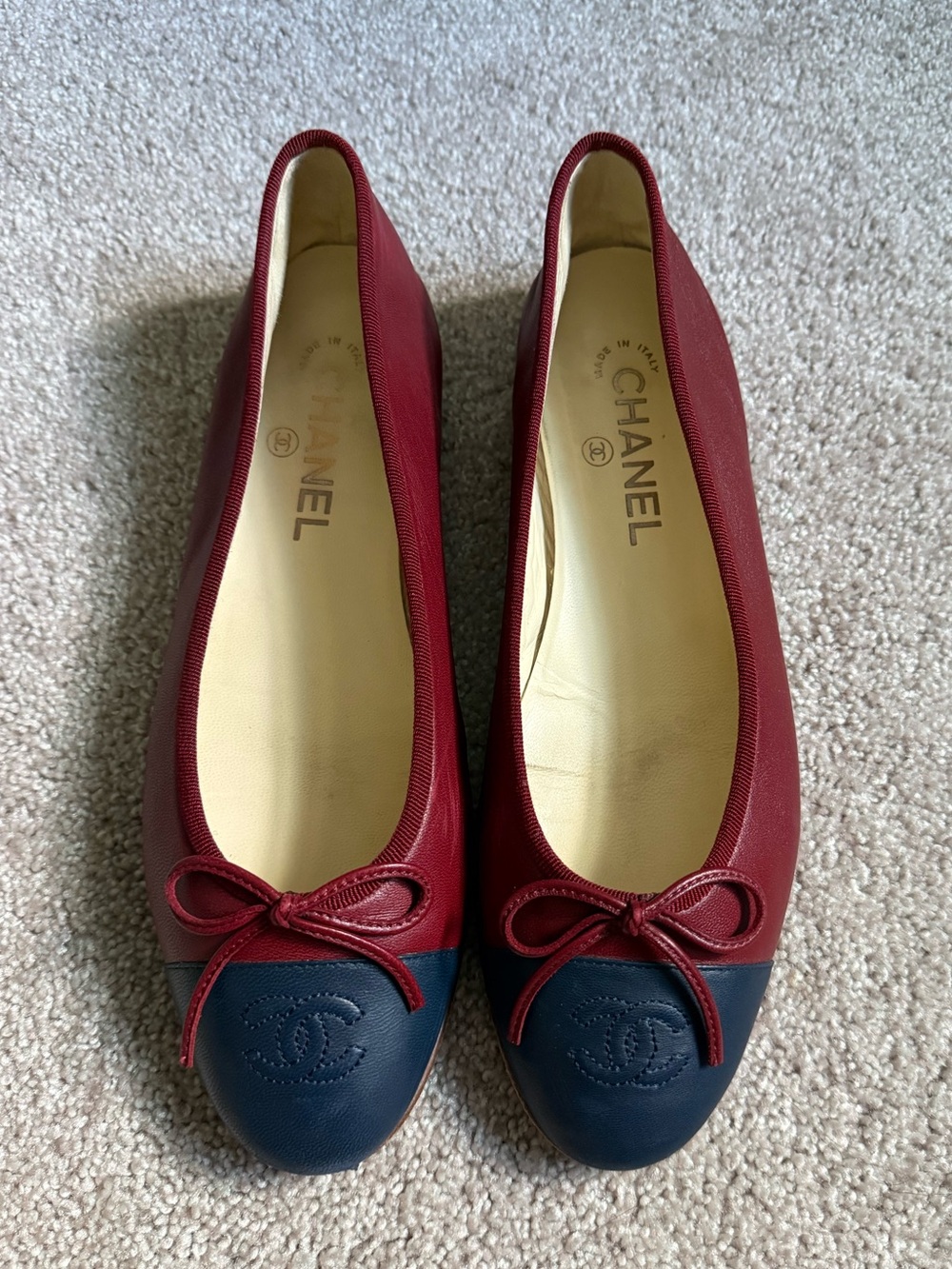 CHANEL Burgundy and Navy Leather Two-Tone Ballet Flats 39.5